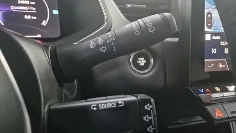 Renault Captur techno Eco-G 100cv (74 kW)