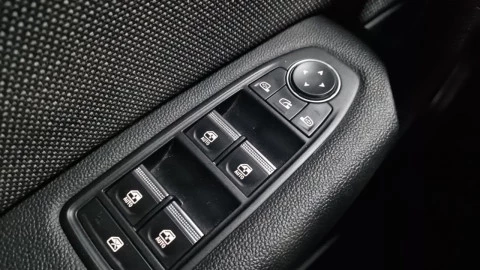 Renault Captur techno Eco-G 100cv (74 kW)
