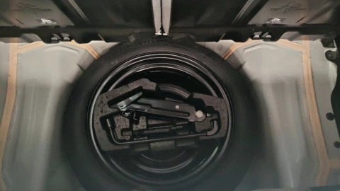 Toyota Aygo 1.0 70 x-cite JBL