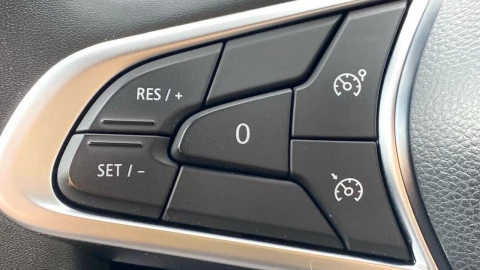 Renault Clio Intens TCe 67 kW (91CV)