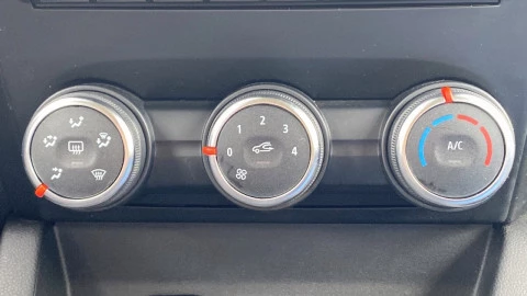 Renault Clio Intens TCe 67 kW (91CV)