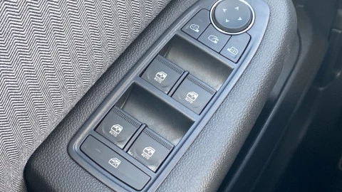 Renault Clio techno Eco-G 100cv (74kW)