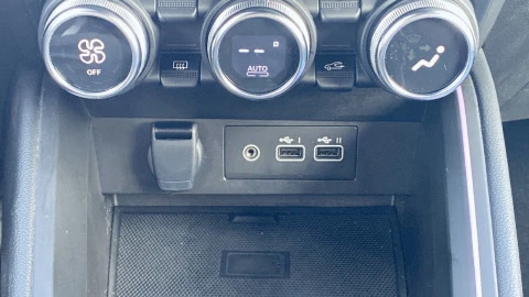 Renault Clio techno Eco-G 100cv (74kW)