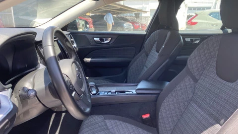 Volvo V60 2.0 B4 (D) Core Auto