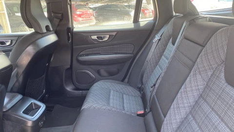 Volvo V60 2.0 B4 (D) Core Auto