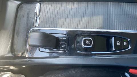 Volvo V60 2.0 B4 (D) Core Auto