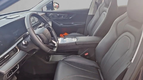 Omoda 5 MY25 - Premium 1.6 TGDI 108kW (145cv)