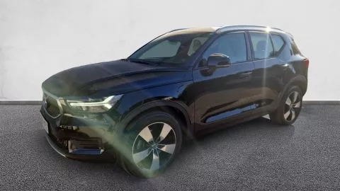 Volvo XC40 2.0 T4 AWD Momentum Auto