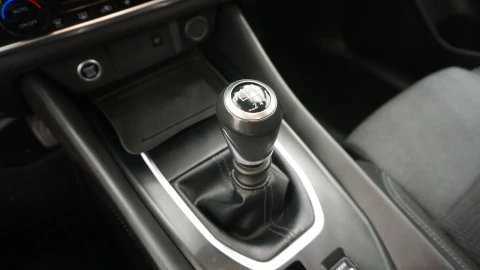 Nissan Qashqai DIG-T 103kW N-Connecta
