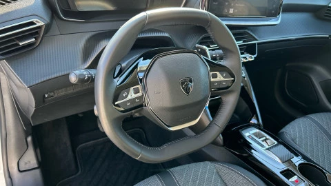 Peugeot 208 Allure HYBRID 100 eDCS6