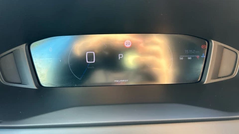 Peugeot 208 Allure HYBRID 100 eDCS6