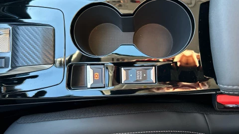 Peugeot 208 Allure HYBRID 100 eDCS6