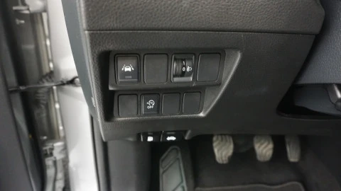 Nissan Qashqai QASHQAI 1.3 DIG-T N-CONNECTA 103KW 140 5P
