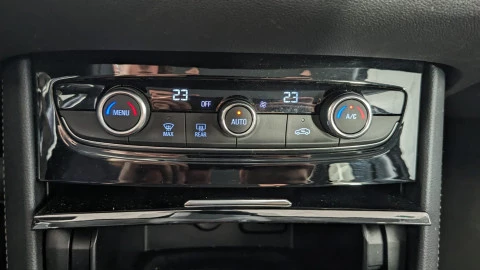 Opel Grandland X 1.2 Turbo Selective