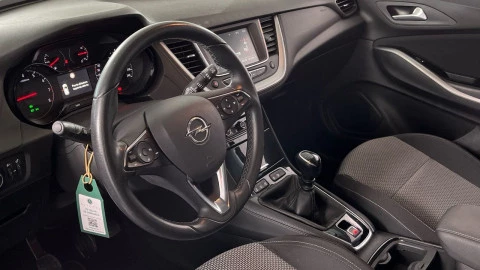 Opel Grandland X 1.2 Turbo Selective