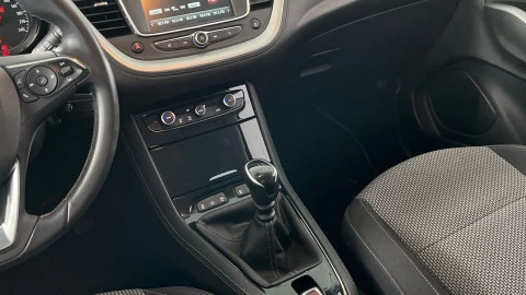 Opel Grandland X 1.2 Turbo Selective