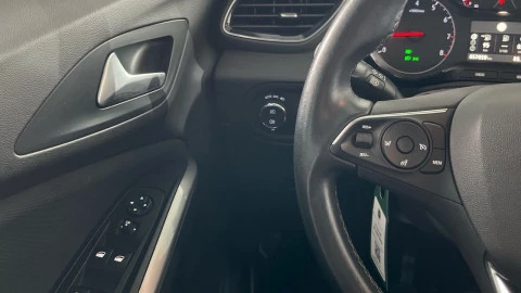 Opel Grandland X 1.2 Turbo Selective