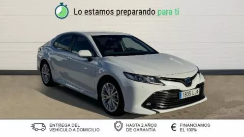 Toyota Camry 2.5 220H Advance