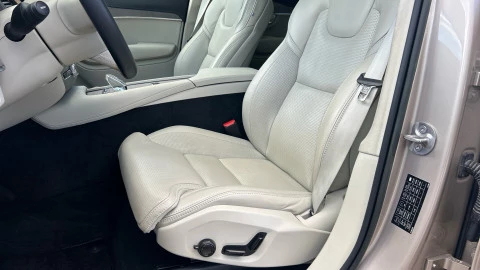 Volvo XC90 2.0 B5 D AWD Ultimate Bright Auto