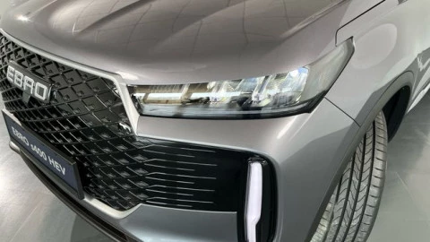 EBRO S400 1.5 DHE HEV Premium CVT