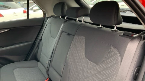 Kia Niro 1.6 GDi HEV 104kW (141CV) Concept