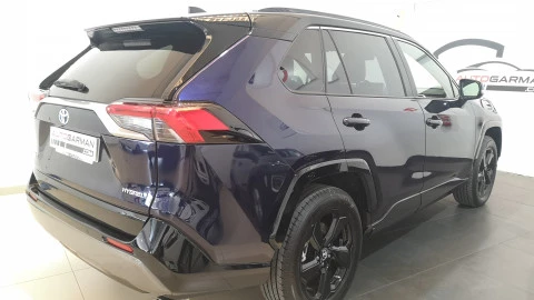 Toyota Rav4 2.5l 220H Feel!