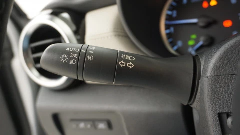 Nissan Micra IG-T 68 kW (92 CV) E6D-F N-Design Black