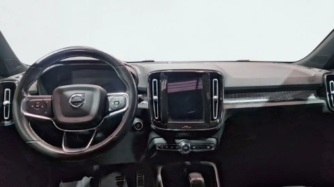 Volvo XC40 1.5 T3 Momentum Core