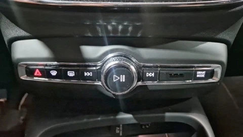 Volvo XC40 1.5 T3 Momentum Core