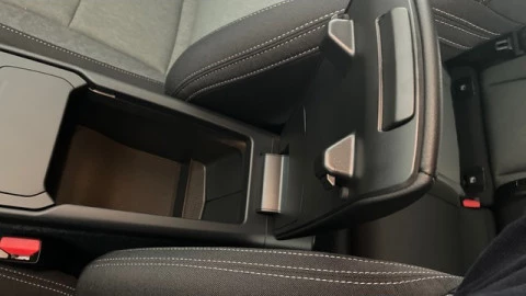 Volvo XC40 B3 G Core Auto 120 kW (163 CV)