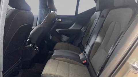 Volvo XC40 2.0 B3 G Core Auto