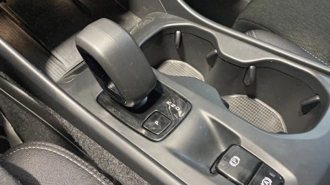 Volvo XC40 2.0 B3 G Core Auto