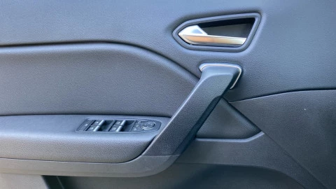 Renault Captur Zen TCe 140CV GPF Micro Híbrido