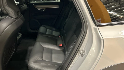 Volvo V90 Cross Country B4 D Plus Bright AWD Auto 145 kW (197 CV)