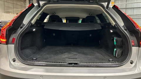 Volvo V90 Cross Country B4 D Plus Bright AWD Auto 145 kW (197 CV)