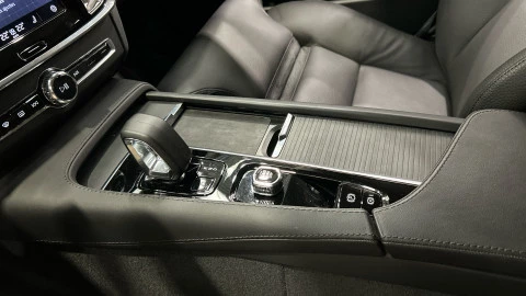 Volvo V90 Cross Country B4 D Plus Bright AWD Auto 145 kW (197 CV)