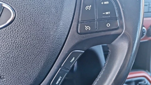 Hyundai i10 1.0 Tecno