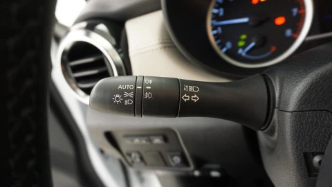 Nissan Micra IG-T 68 kW (92 CV) E6D-F N-Design Black