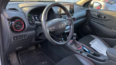 Hyundai Kona 1.6 GDI HEV Tecno Red DCT