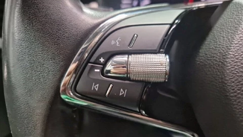 Skoda Kamiq 1.0 TSI 81kW (110CV) Emotion