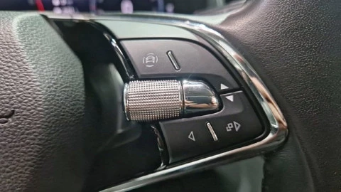 Skoda Kamiq 1.0 TSI 81kW (110CV) Emotion