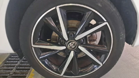 Toyota Auris 1.8 140H Hybrid Feel!