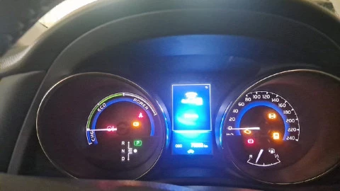 Toyota Auris 1.8 140H Hybrid Feel!