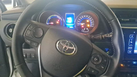 Toyota Auris 1.8 140H Hybrid Feel!