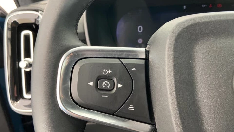 Volvo XC40 2.0 B3 G Core Auto