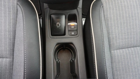 Renault Clio Techno TCe 90 (67kw)