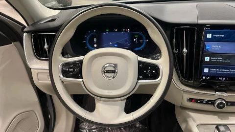 Volvo XC60 T6 Recharge Plus Bright AWD Auto 257 kW (350 CV)