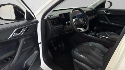 MG HS 1.5T MANUAL LUXURY