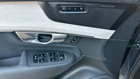 Volvo XC90 2.0 B5 Gasolina AWD Plus Bright Auto