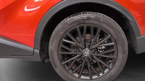 Toyota C-HR 2.0 180H Kaji Edition